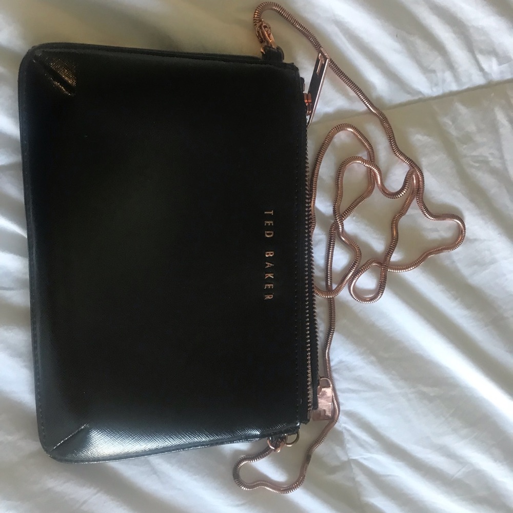 Ted Baker 2 in 1 cross body!
